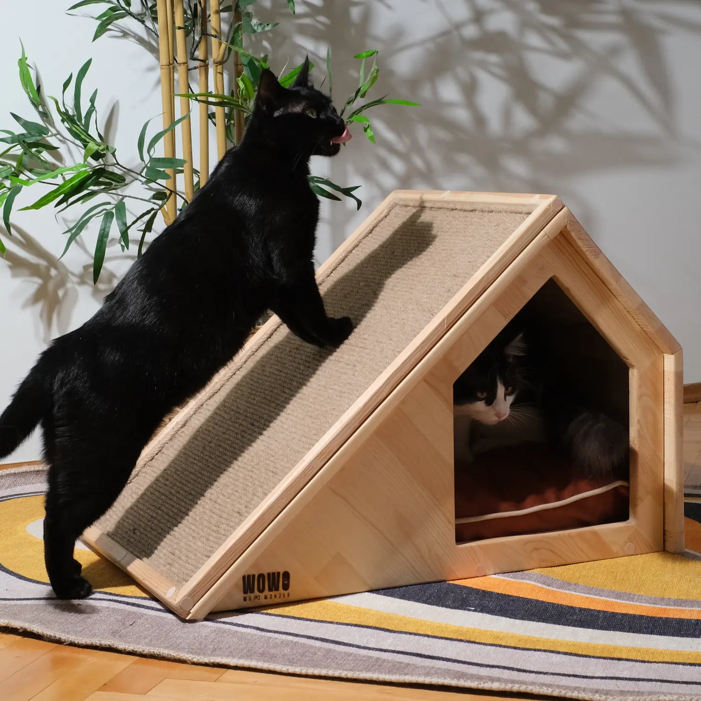 Maison Griffoir en Bois – Espace Confort & Jeu pour Chats